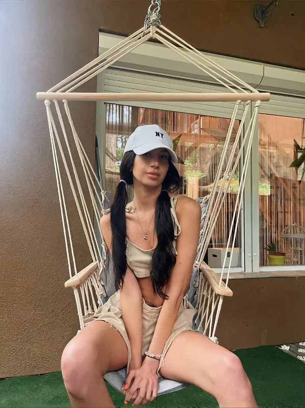 Elisen your petite girlnextdoor OnlyFans Profile