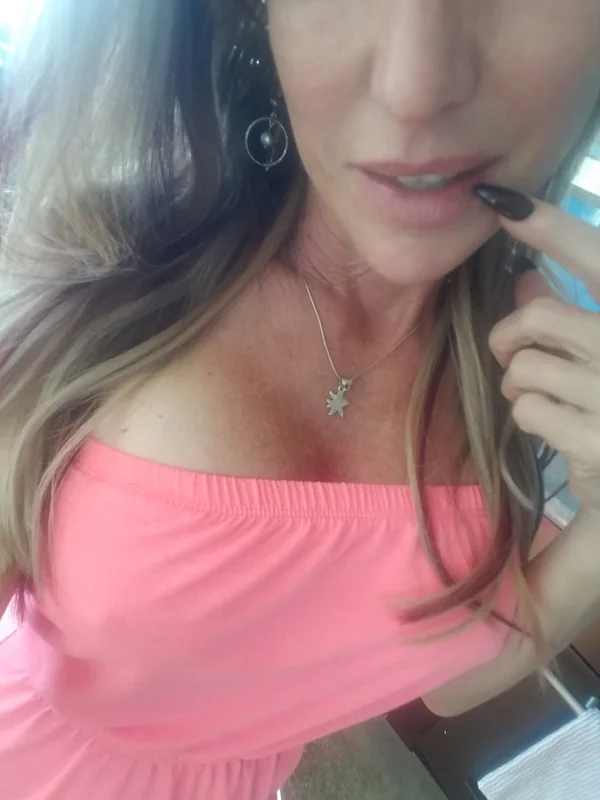 Yumijimmiasmrlover OnlyFans Profile
