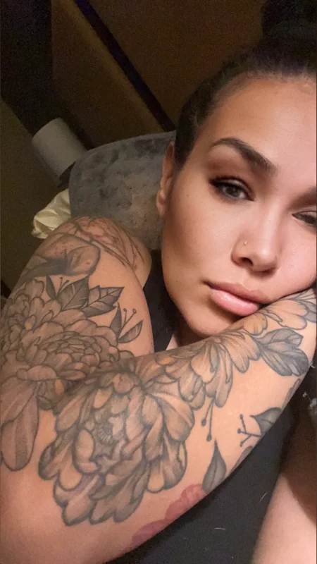 Yvette22 OnlyFans Profile