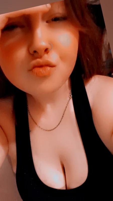 Bigtitty45 OnlyFans Profile