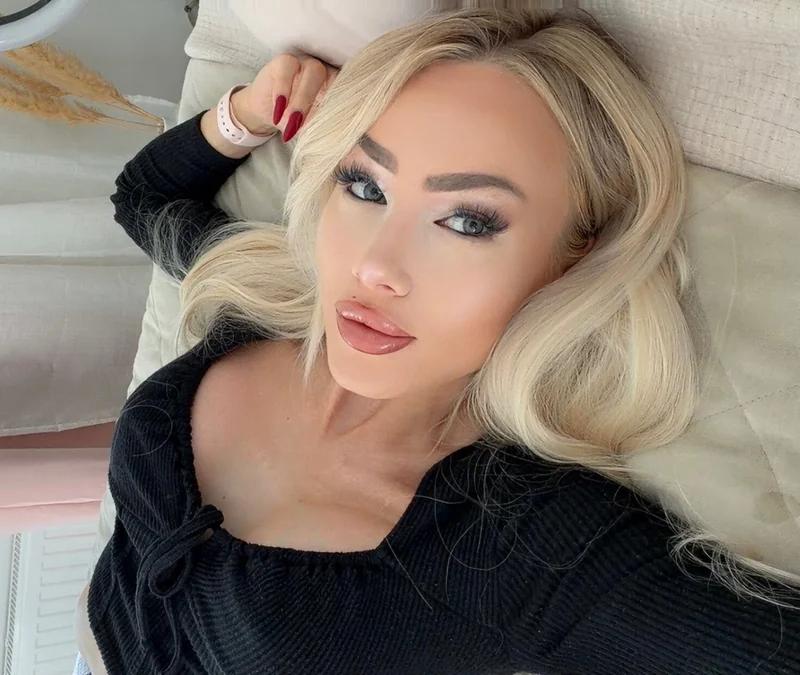 Oona OnlyFans Profile