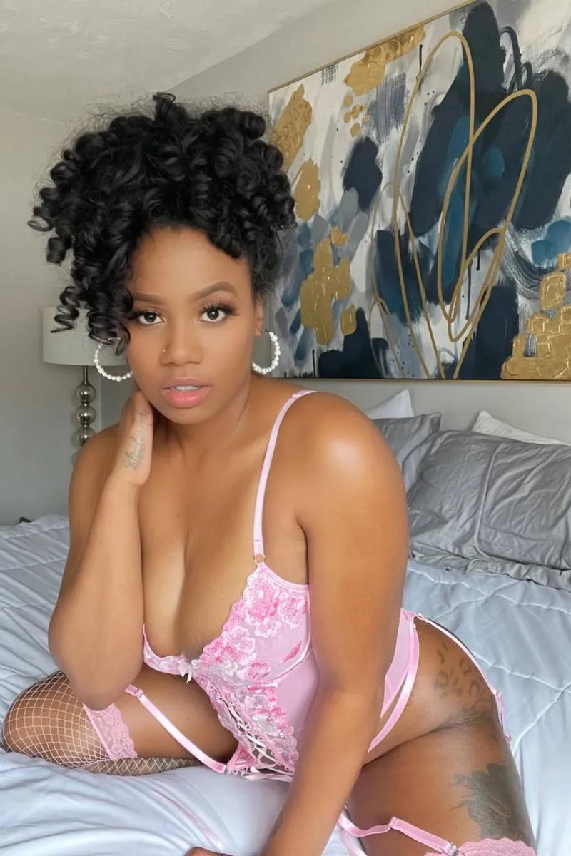 Countess Yessi Evans OnlyFans Profile