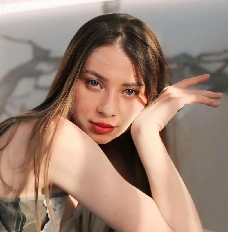 Evy OnlyFans Profile