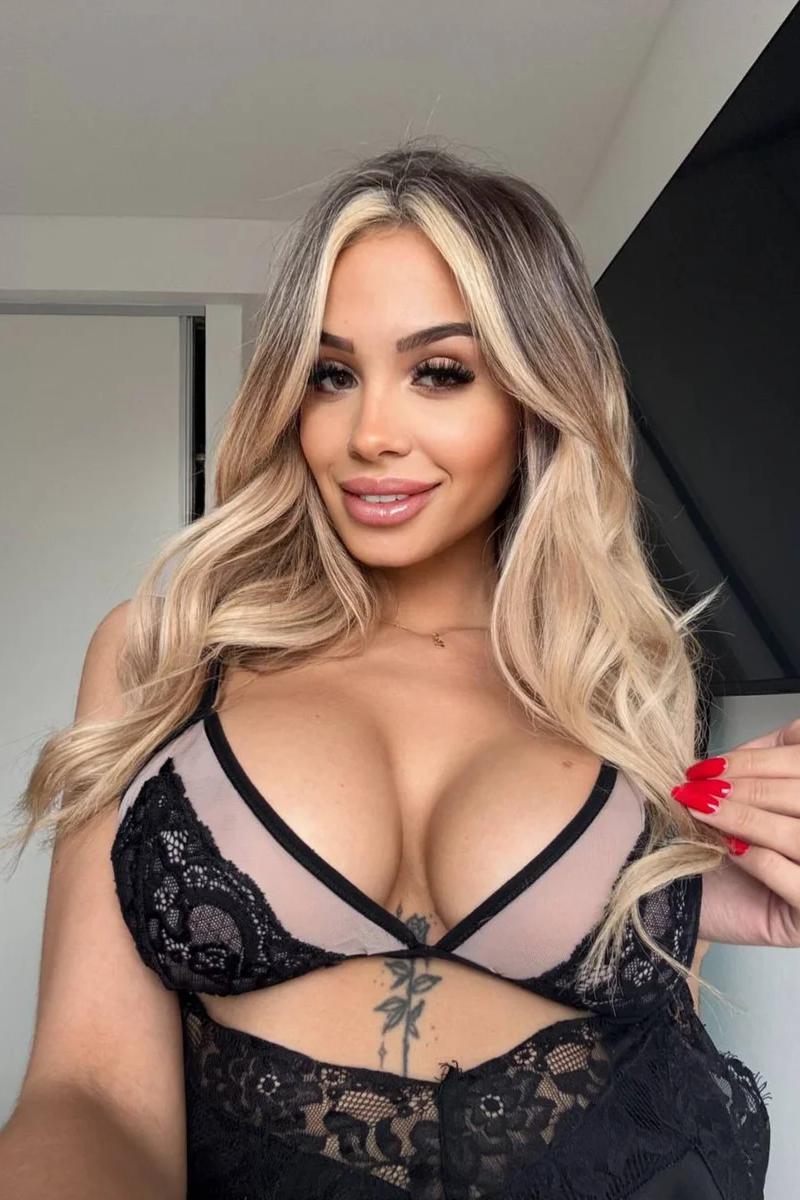 GabriellaSweetItaliana OnlyFans Profile