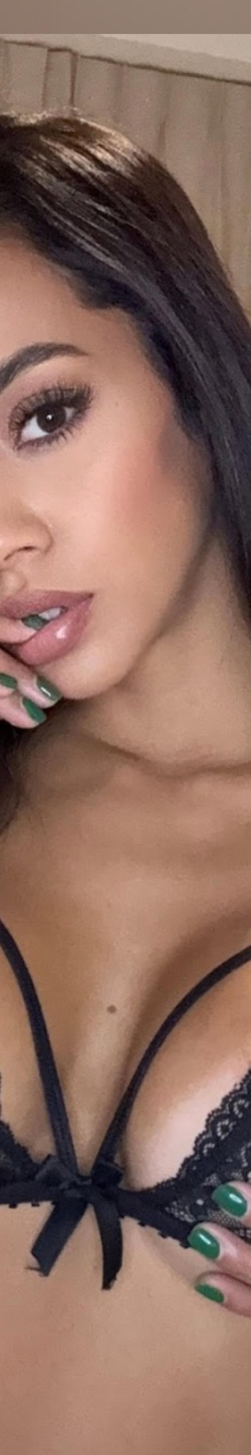 DesiQueen OnlyFans Profile