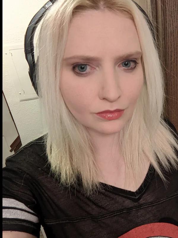 Lyz.xo OnlyFans Profile