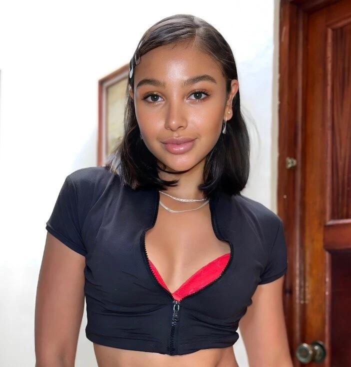 Maya (#1 Rated Amateur OF Girl) OnlyFans Profile