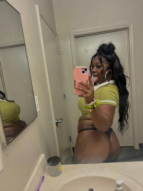 Tintin OnlyFans Profile