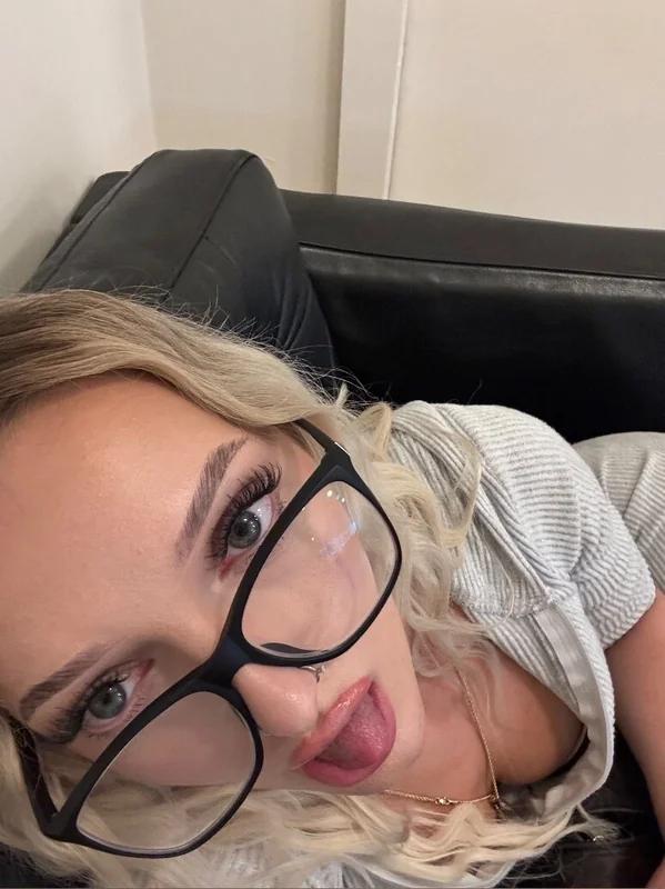 Barbi OnlyFans Profile